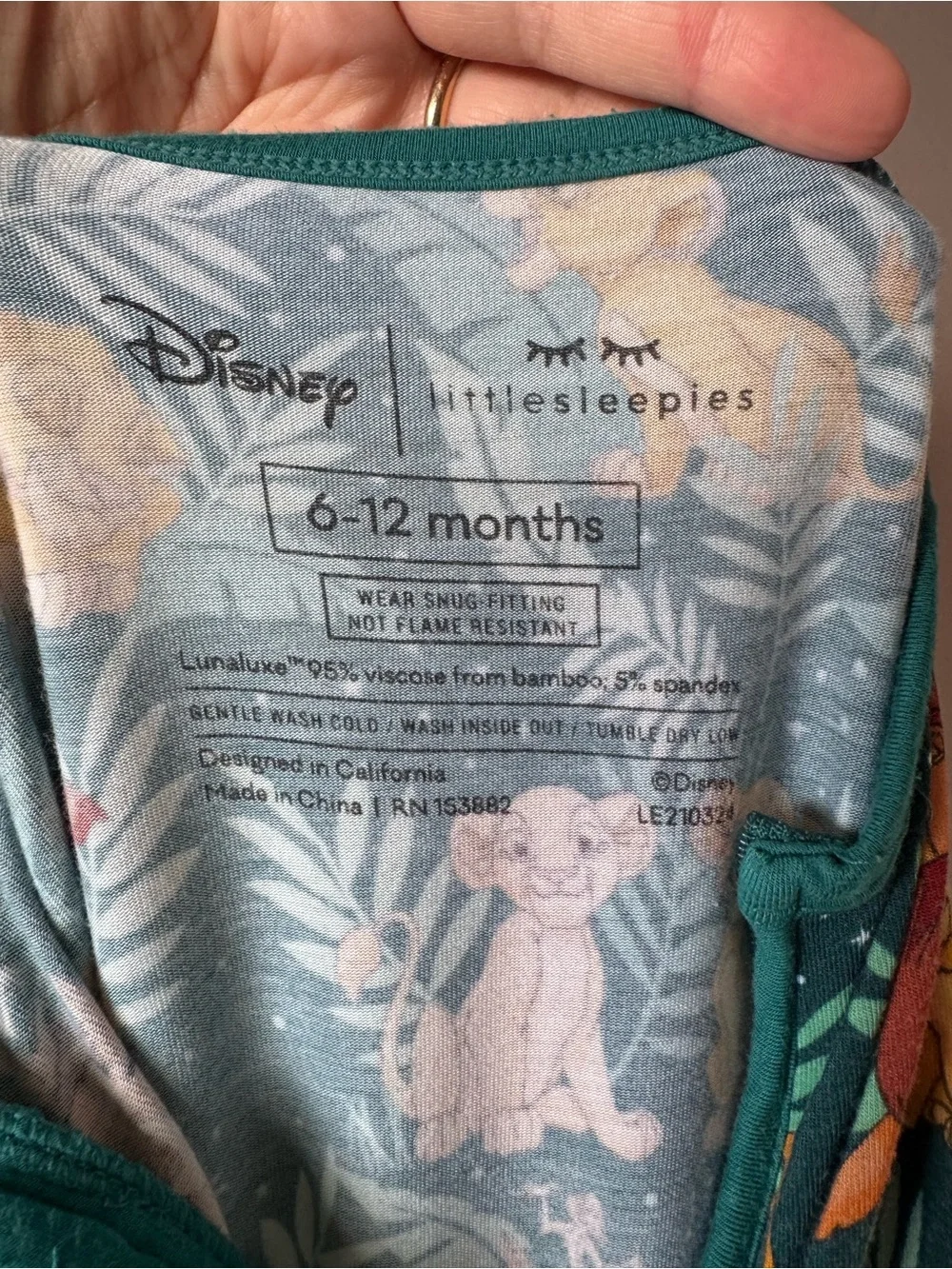 Little Sleepies x Disney Lion King Bamboo Long Sleeve Zippy Sleeper ‎6-12 months